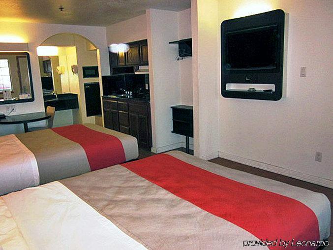 Motel 6-Edinburg, Tx ภายนอก รูปภาพ